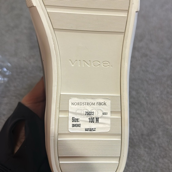 NWT Vince Shoes - Picture 6 of 7